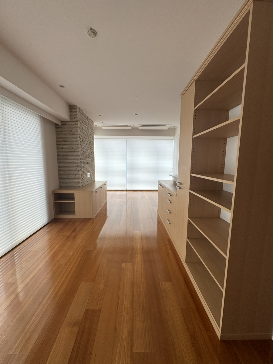 静岡・東京_インテリアデザイナー