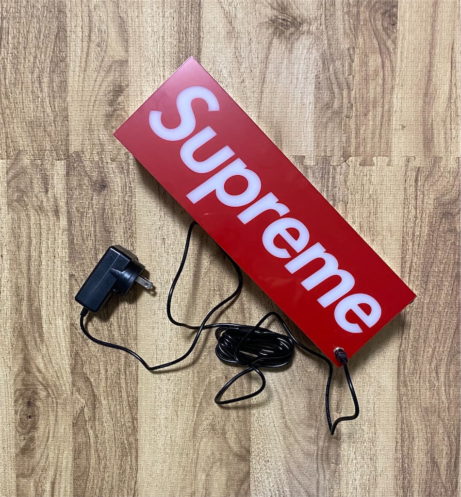 Supreme Box Logo Lamp スマートプラグ付き