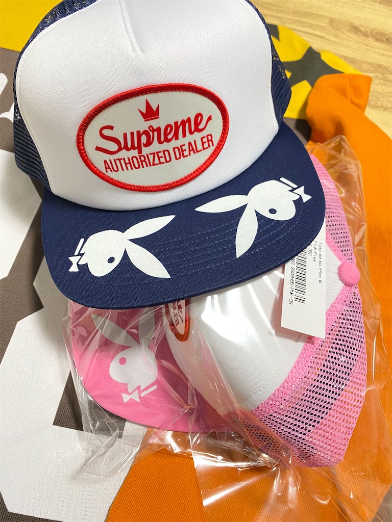 Supreme Playboy コレクション🤩 - HYPE Timothy