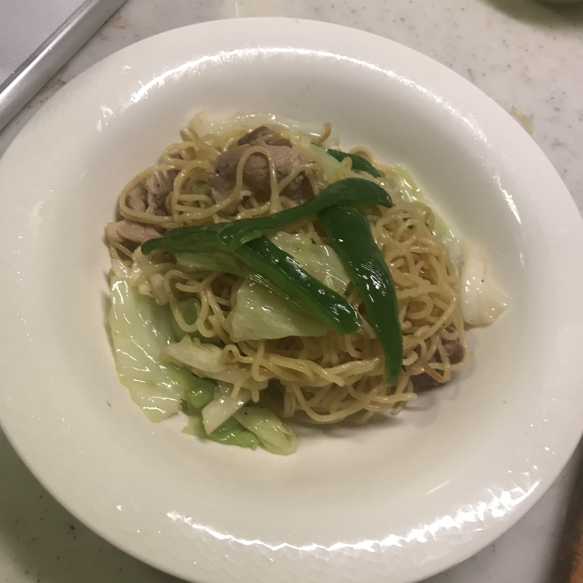 規格外 失敗しない 焼きそばの作り方 具なしでもツマミに Harry Family Diary