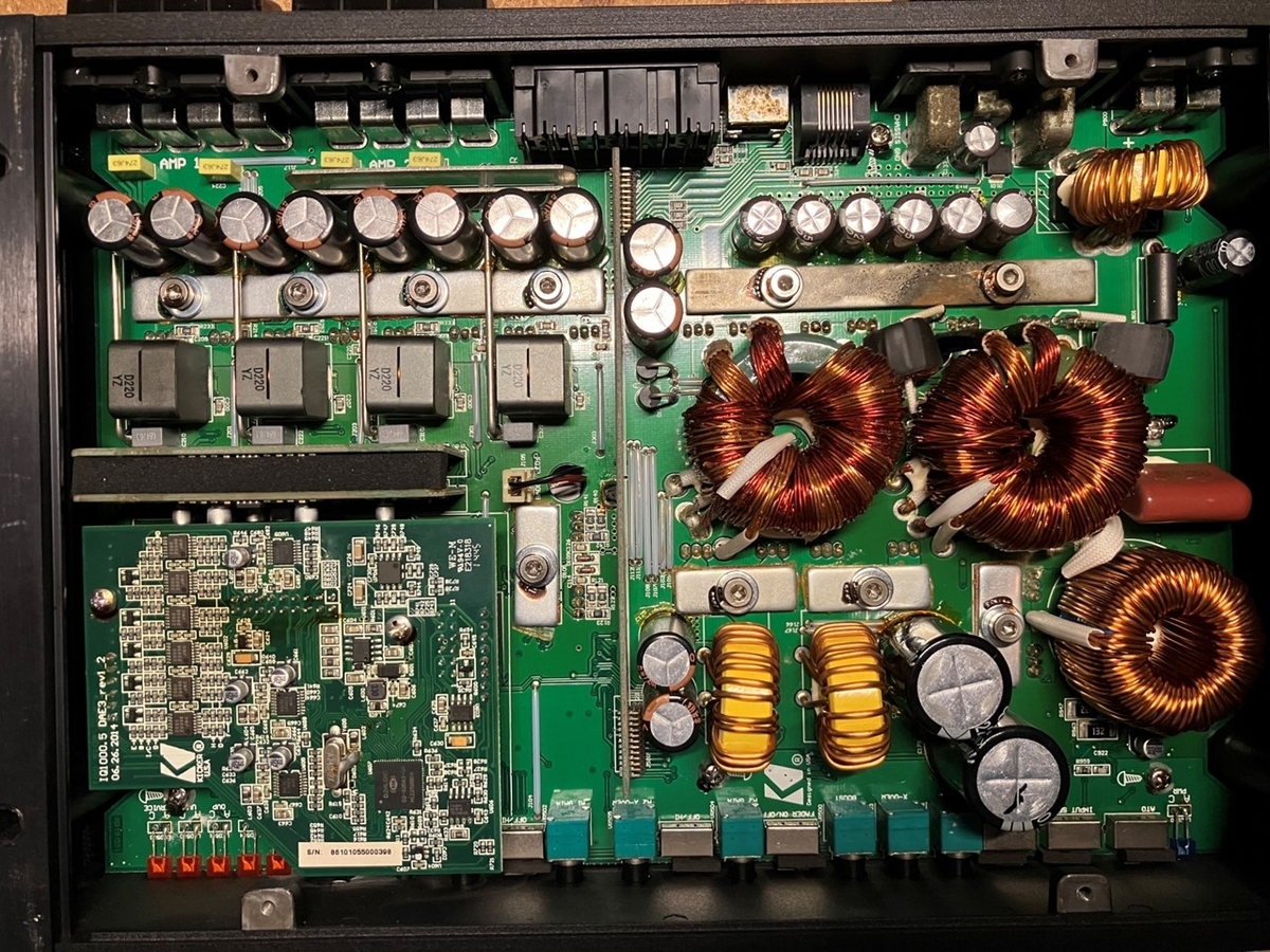 ☆ 希少！キッカー IX 1000.5 5チャンネルアンプ ☆ 希少！キッカー IX 1000.5 5チャンネルアンプ ☆ 希少