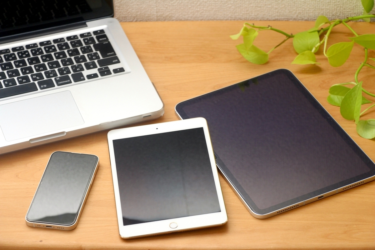 alt="タブレット"
