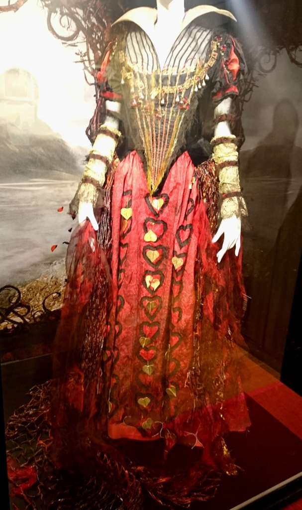 アリス イン ワンダーランドの世界 At Ginza Mitsukoshi 銀座三越 常温常湿希望