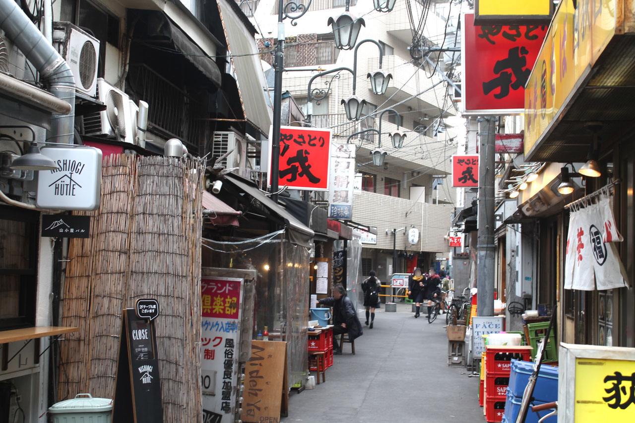 居酒屋