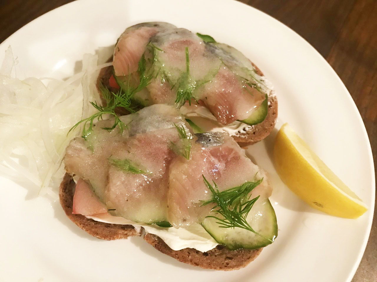 旧ソ連諸国グルメ】ロシア料理ってよくわからないのでロシア料理