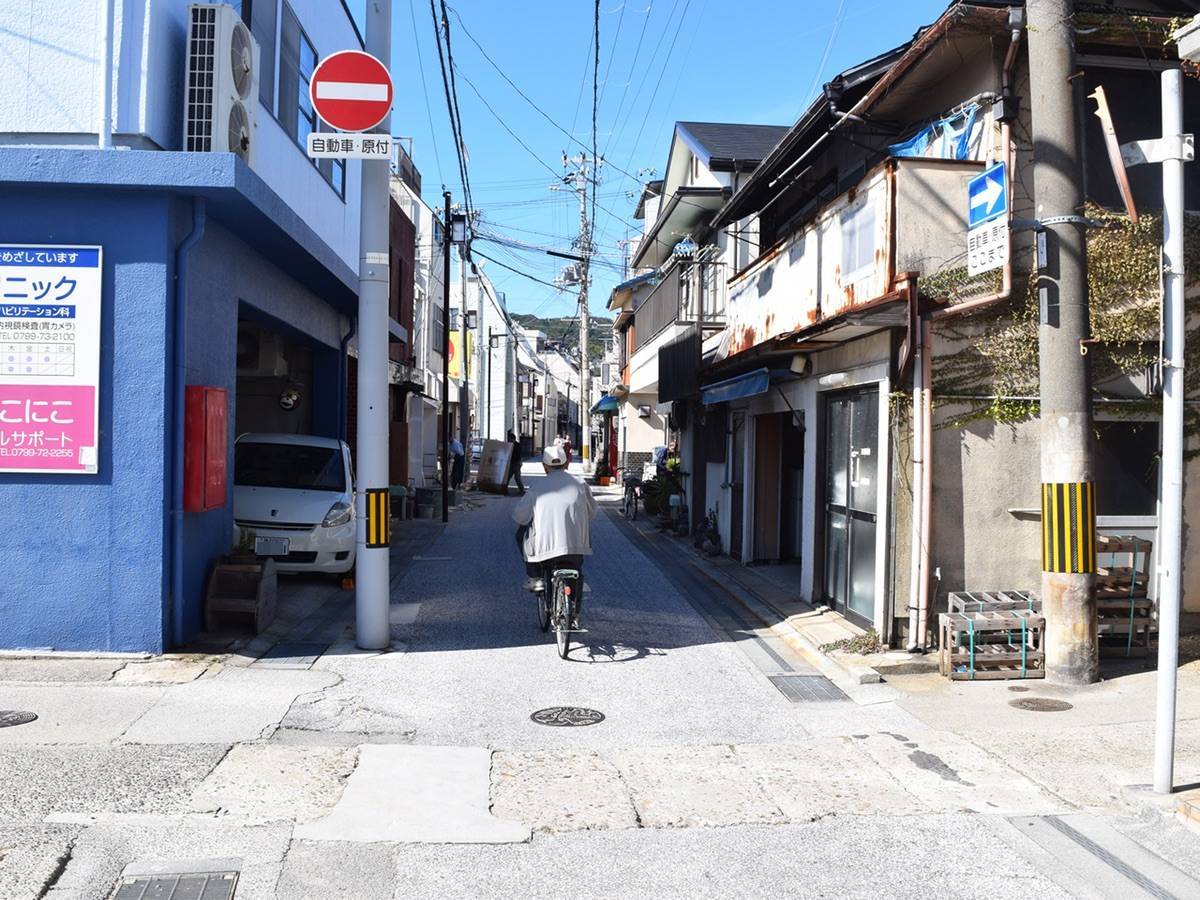 さびれゆく商店街の再興計画 幻想酒場 淡路島ハイボールを訪ねて メシ通 ホットペッパーグルメ