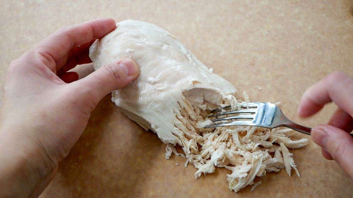 鶏むね肉を驚くほどしっとりさせた台湾料理 ジーローファン の作り方 ネクスト魯肉飯 メシ通 ホットペッパーグルメ