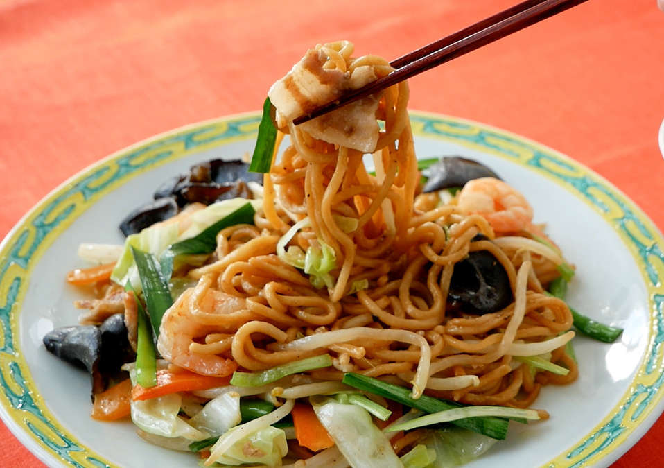 いつもと違う焼きそばを食べたい人に 麺のうまさが際立つ 上海風焼きそば の作り方 美窪たえ メシ通 ホットペッパーグルメ いつもと違う焼きそばを食べたい人に 麺のうまさが際立つ 上海風焼きそば の作り方 美窪たえ メシ通 ホットペッパーグルメ