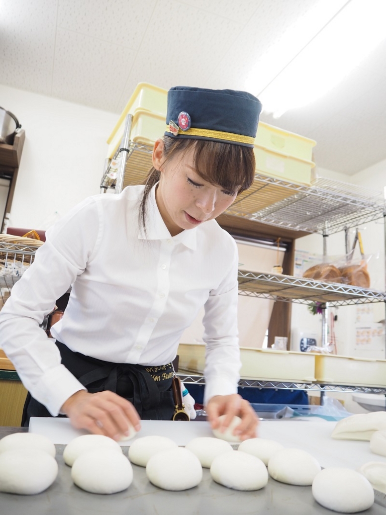 f:id:Meshi2_Writer:20161201170805j:plain f:id:Meshi2_Writer:20161201170805j:plain