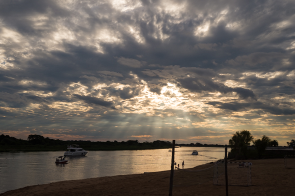 f:id:Mfotos:20170424072208j:plain f:id:Mfotos:20170424072208j:plain