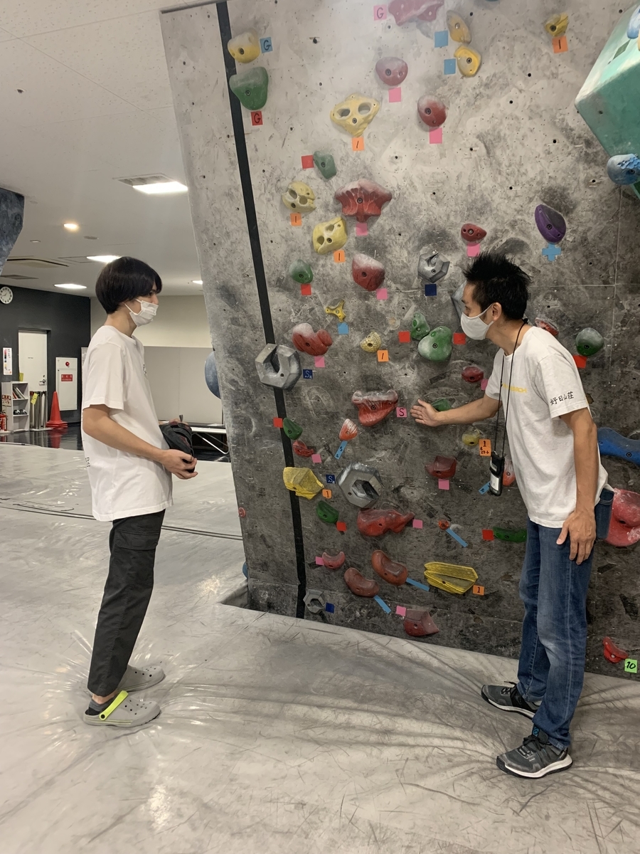 お盆はgrなんば店でボルダリング グラビティリサーチなんば