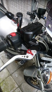 フロントブレーキ ラジアルポンプマスターシリンダー交換