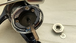 21ツインパワーSW5000HG ローターナット部へボールベアリングの追加