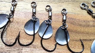 オルルド釣具 ステンレス材コロラドブレード仕様のアシストフック 自作