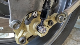 リアブレーキ 64チタン バンジョーボルトへの交換（リヤブレーキ
