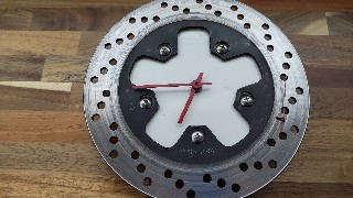 ブレーキディスクを使ったインテリアの製作（ブレーキディスク時計の