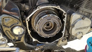 [出品1月末まで] GS1200ss 純正クラッチ板　19枚セット　油冷1200 台風一過の晴天酷暑の日 汗だくになりながらクラッチプレート交換（GSX
