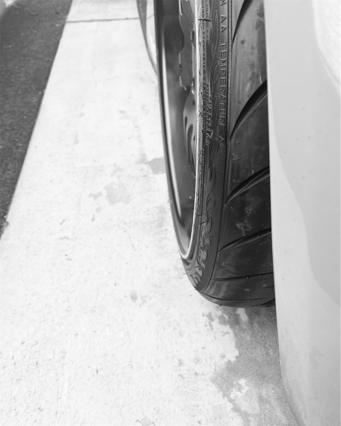 ファイナリスト 595EVO 235/35/19 - なんかやった時の記録