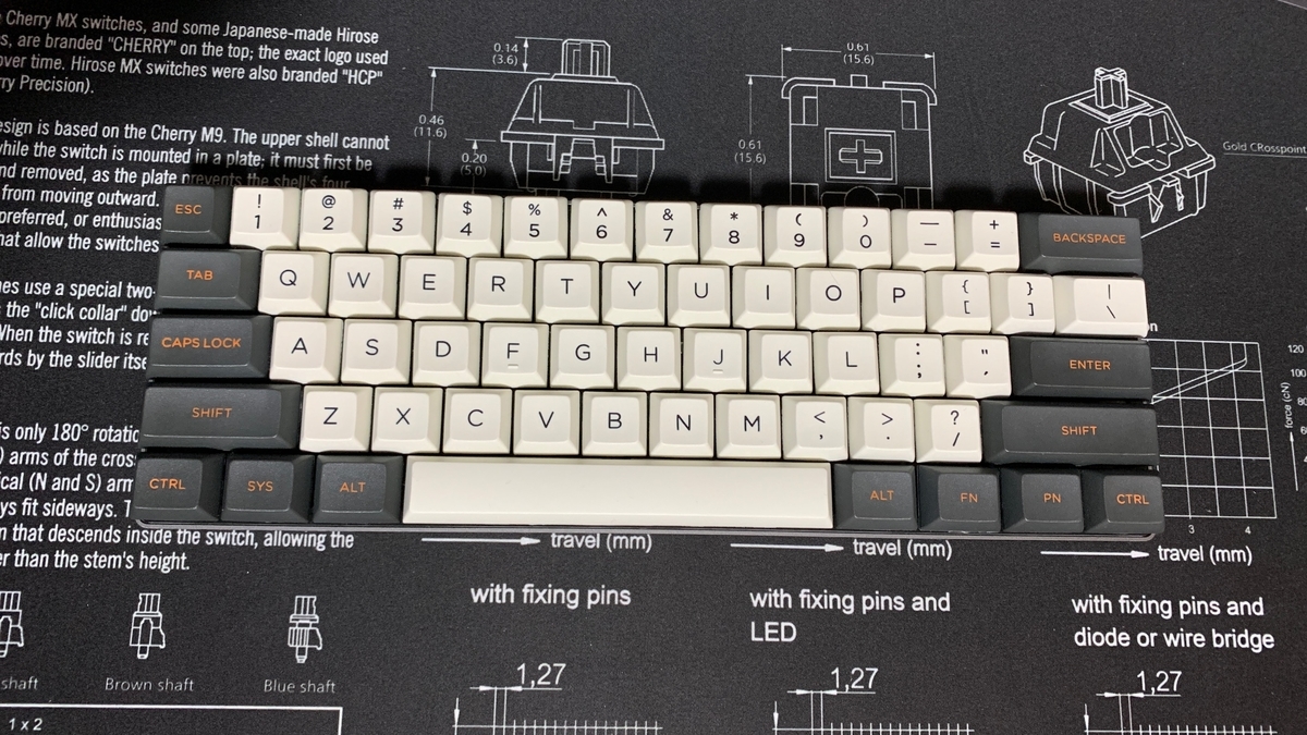 キーボード】POK3R V2をレビュー：1.3万円で買える、コンパクト