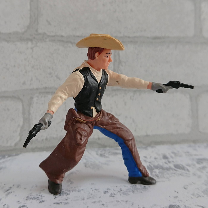 パポ 二丁拳銃のカウボーイ イケメンフィギュアを集めたい
