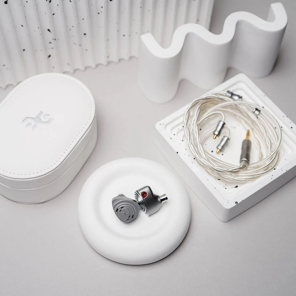 MADOO Typ512 イヤホン 低音重厚サウンド MADOO Typ512 【MDO-T512-AL】 – e☆イヤホン