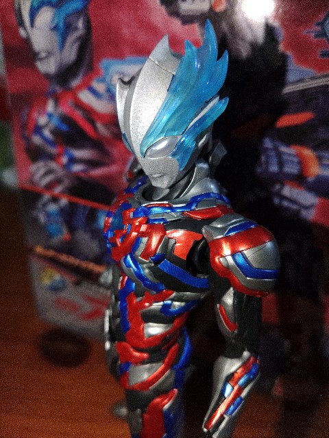 プラモ制作♬ウルトラマンジード頭部塗装編 - MonroeAkira's blog