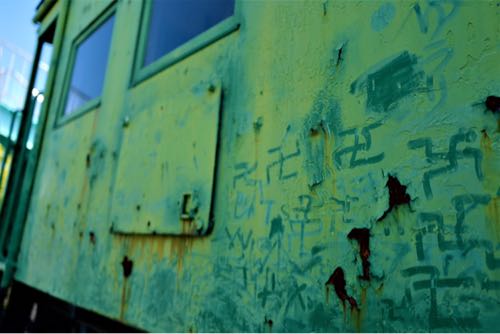 ライカqで撮影。電車(汽車)の側面。