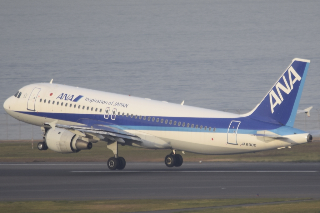 飛行機には どんな種類があるの その1 メーカーで見分けよう Motor Lab