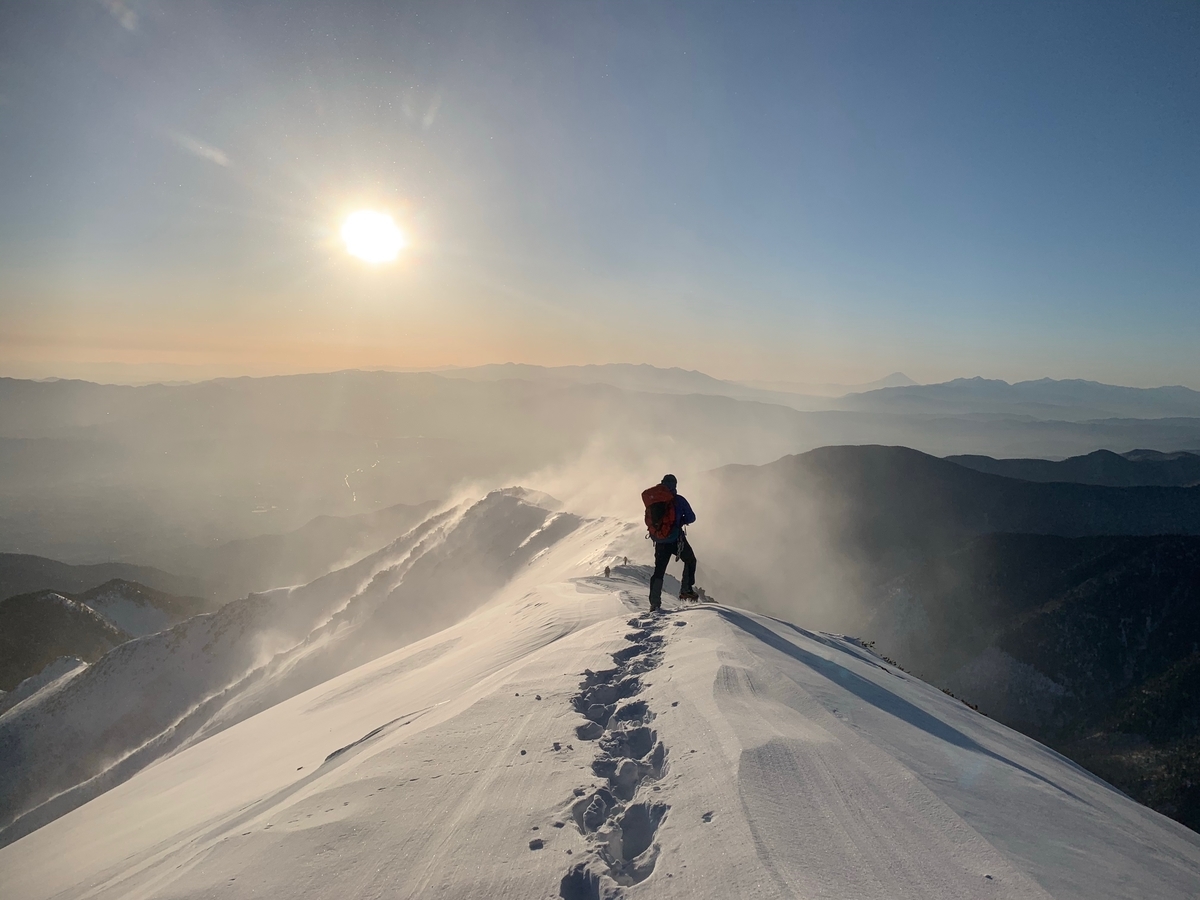 f:id:Mountain-Kuma:20200323211306j:plain f:id:Mountain-Kuma:20200323211306j:plain