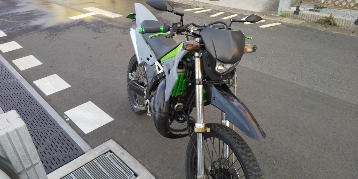 kdx125レストア&カスタム㉟ 外装修理・リアフェンダー加工 - KDX125SR 