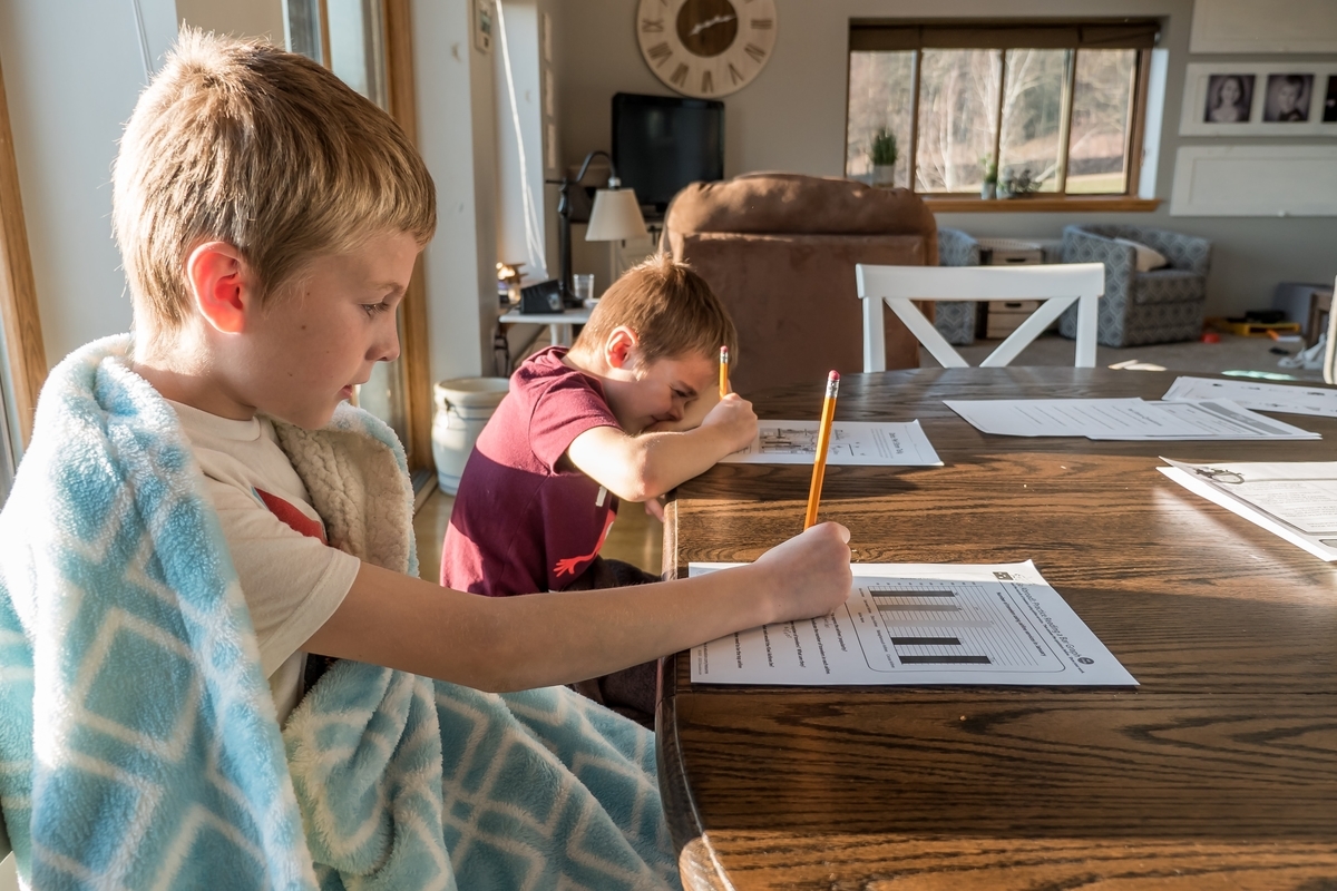 アメリカ現地校へ編入の子供に家庭教師 Tutor は必要 駐在 赴任 英語 Pre駐妻 Com アメリカ現地校へ編入の子供に家庭教師 Tutor は必要 駐在 赴任 英語 Pre駐妻 Com