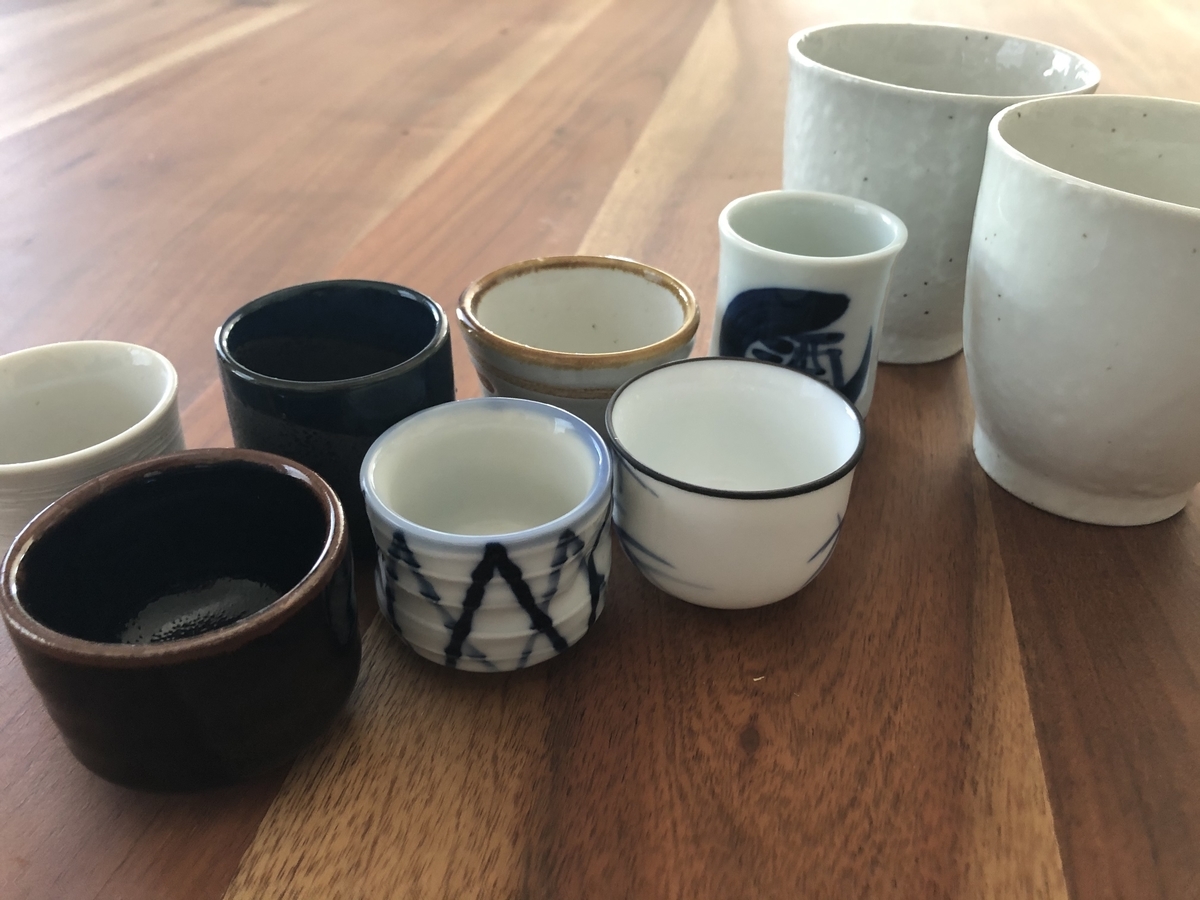 日本酒のおちょこと湯のみ