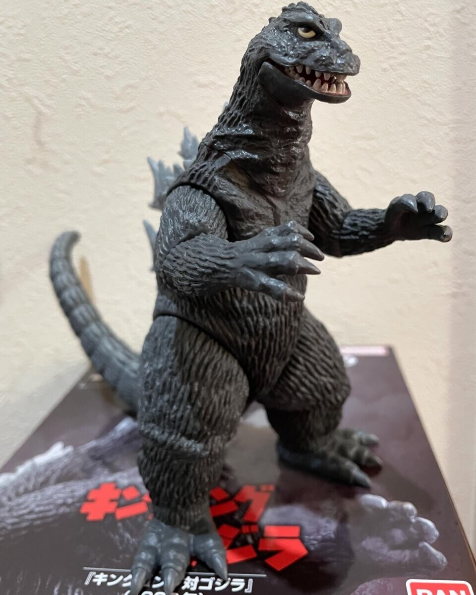 キンゴジ。口が開いたり閉じたり。 - muho2's diary