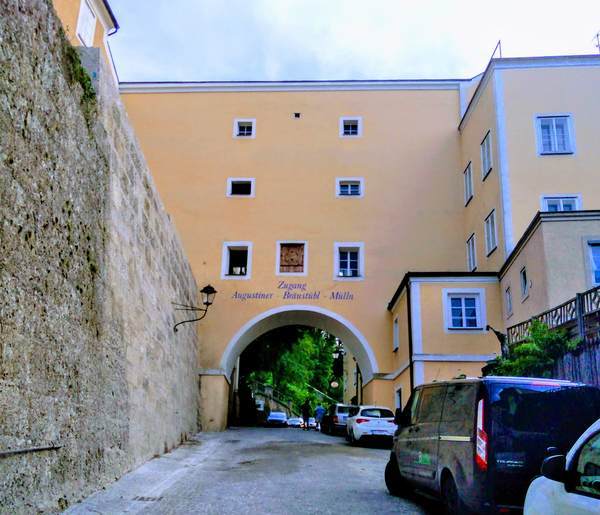 アウグスティナー醸造所の入口 アウグスティナー醸造所の入口