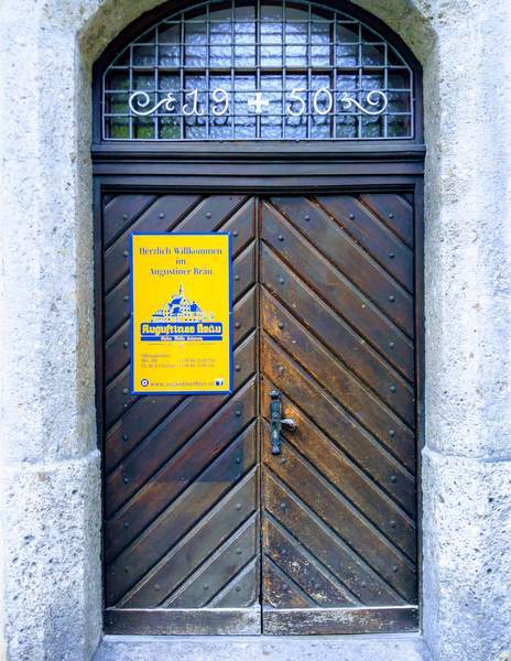 アウグスティナービアガーデンの扉 アウグスティナービアガーデンの扉