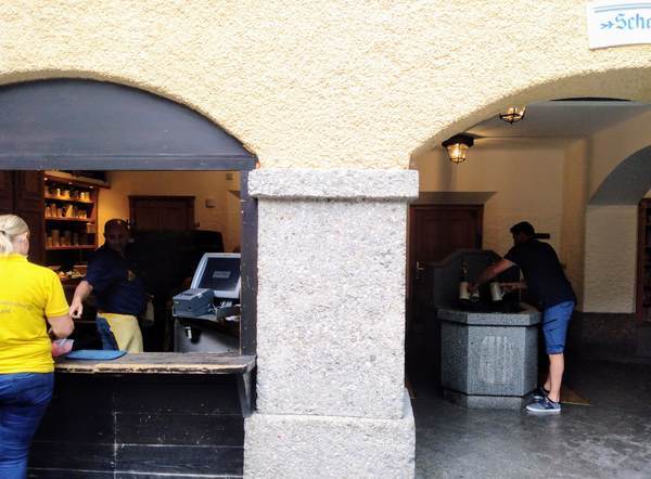 アウグスティナーの注文の仕方 アウグスティナーの注文の仕方