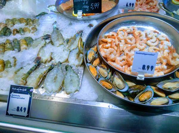 ヴィクトアリエンマルクトの鮮魚売り場