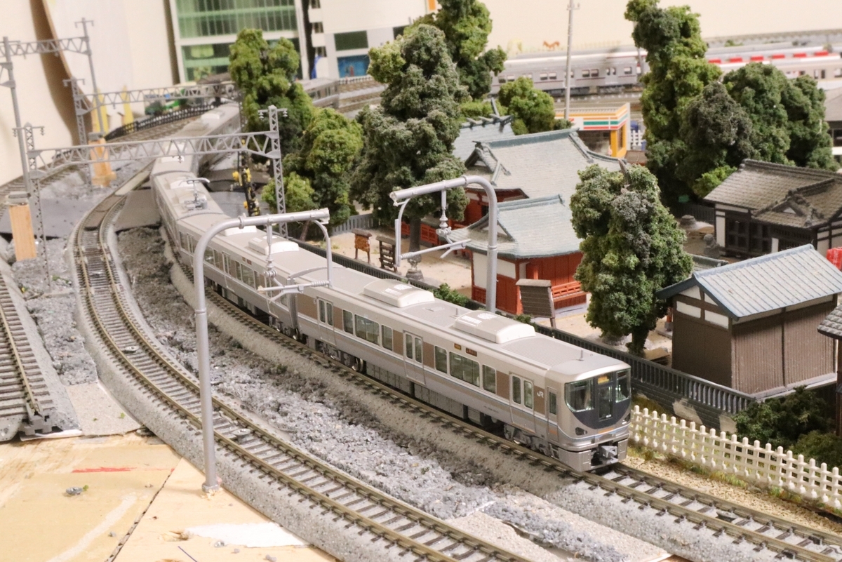 nゲージ225系6000番代と 113系のセット nゲージ225系6000番代と 113系のセット nゲージ225系