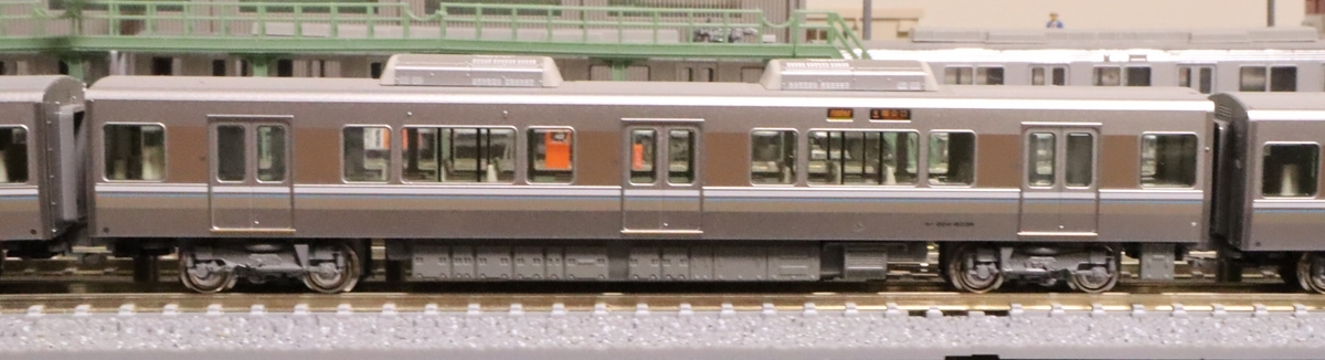 64 JR西日本225系6000番台 - ぐでぐで鉄道模型 日記