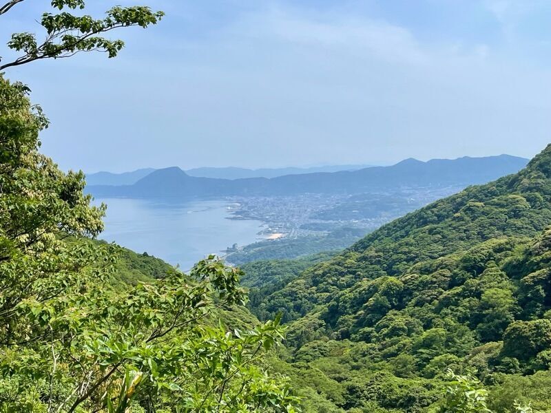 経塚山〜七ツ石山(鹿鳴越連山)】法花寺から周回ルート。ミヤマキリシマ