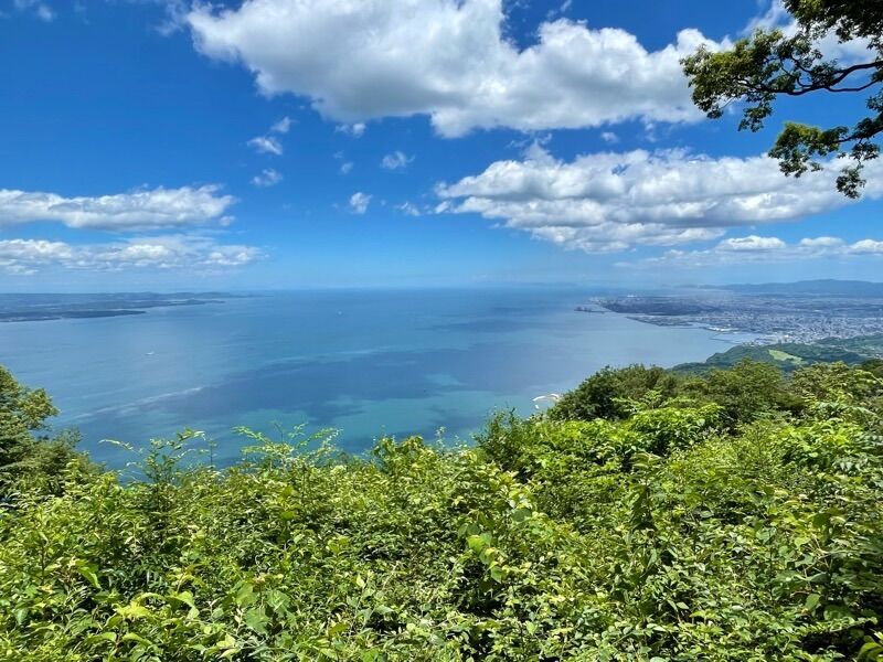 高崎山】城の遺構めぐりとセラピーロードを歩く。山頂は別府湾の絶景