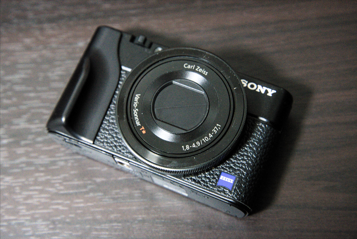 カメラ】RX100を修理に出したら16,200円でほぼ新品になって返って来た