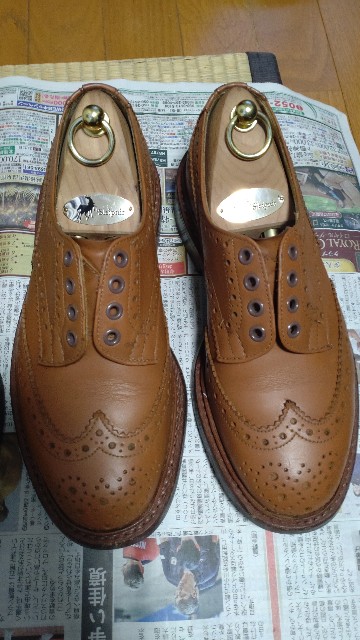 エイジング】Tricker's バートン C shade【1年9ヶ月】 - スモセコと