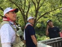 3人
