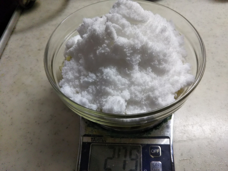 キウイの重量の70%の砂糖を投入。