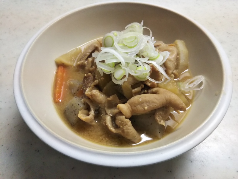 もつ煮込み完成。