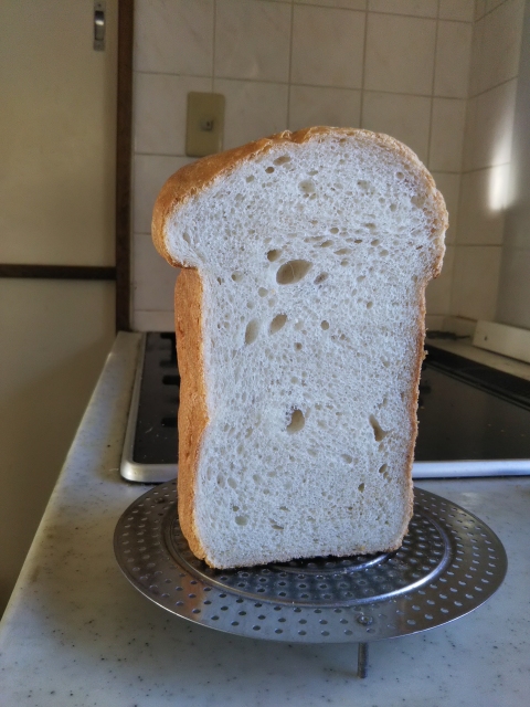 中力粉でもしっかり膨らんでいます。