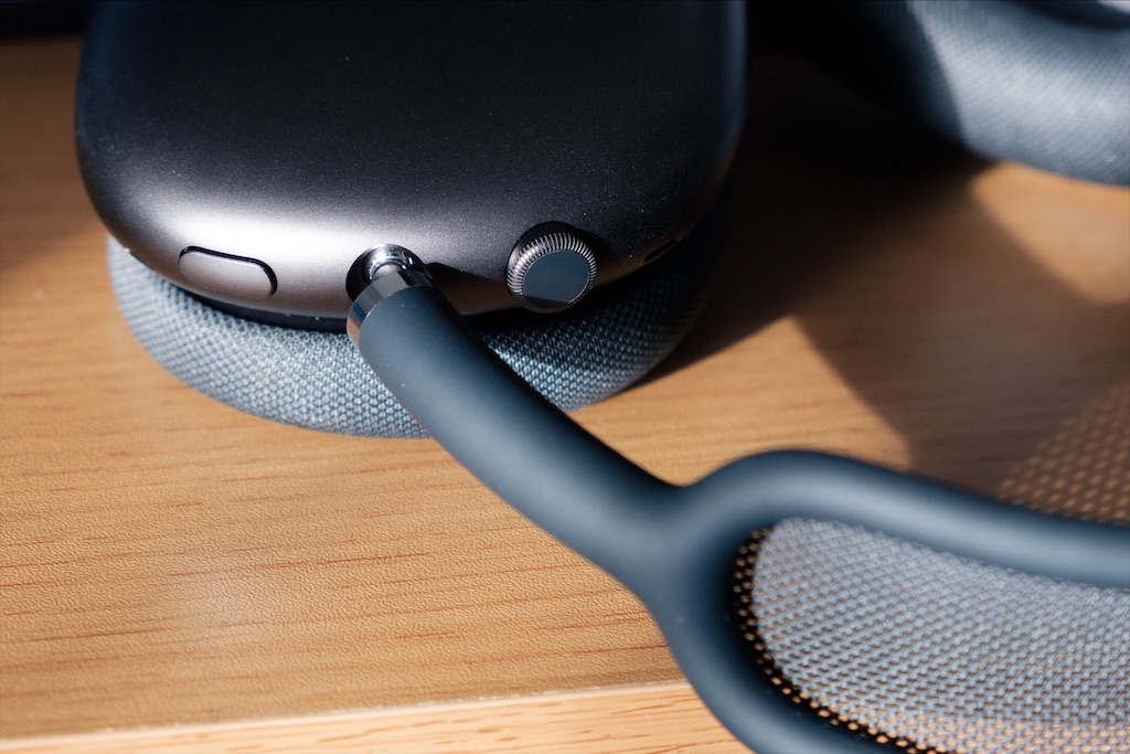 AirPods Maxの操作はとてもシンプル