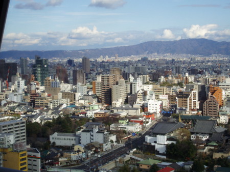 通天閣より生駒山を望む