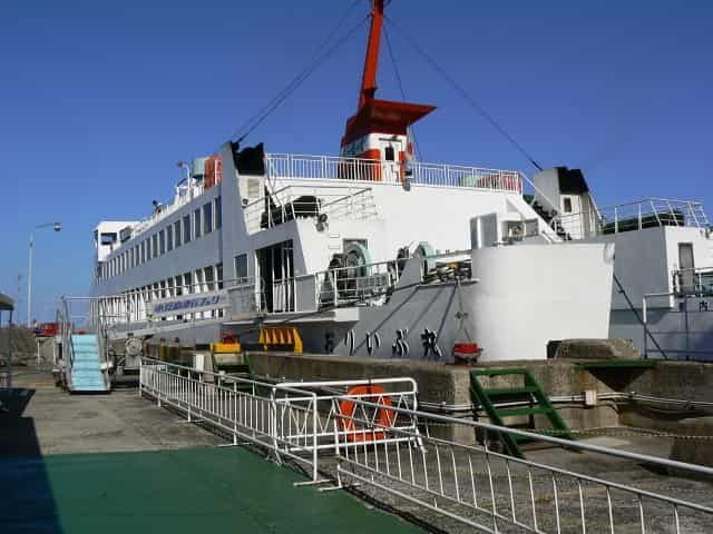 小豆島福田港のおりいぶ丸